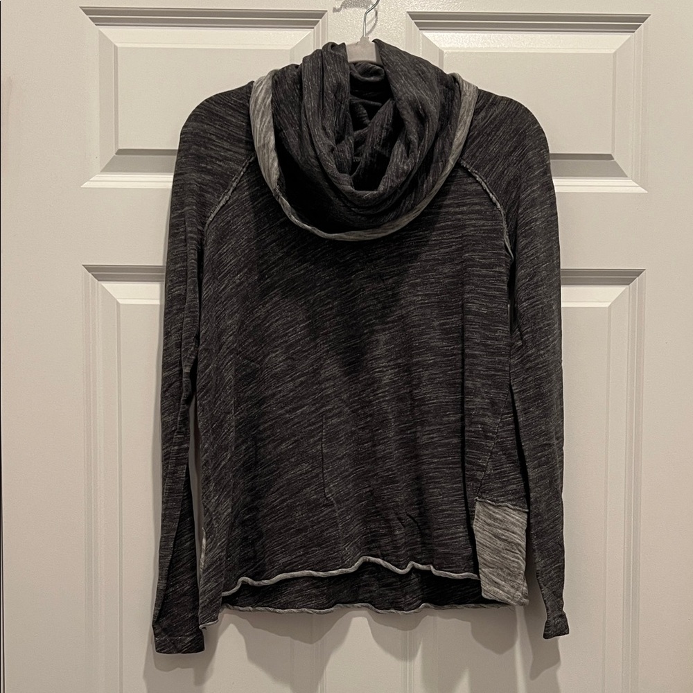 Free People Bwach Black and Gray Sweater - S